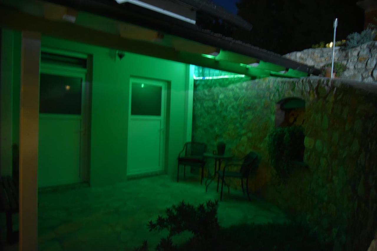 Rooms Bobic Licko Petrovo Selo Exterior foto